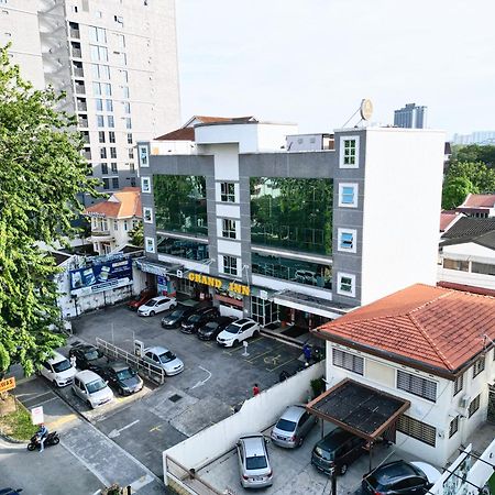 麦卡利斯特路格兰德酒店 乔治敦 外观 照片